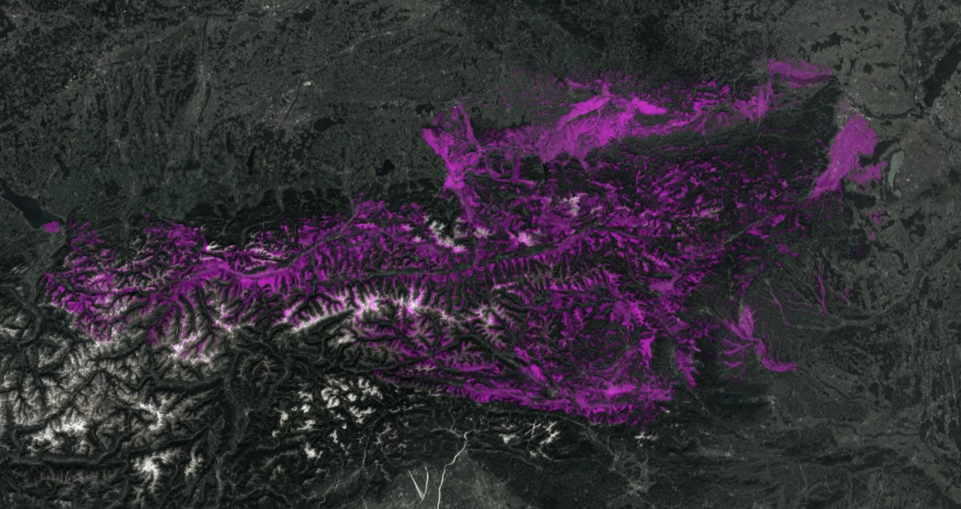 Alpenblick map overview — translucent viewshed layer rendered across the Austrian Alps, showing which terrain is visible from each selected summit